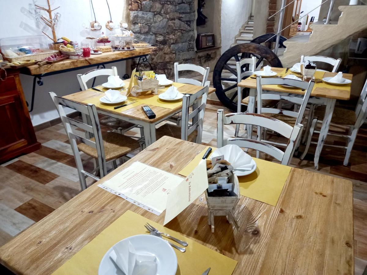 פוני "B&B Santu Giuvanni" מראה חיצוני תמונה