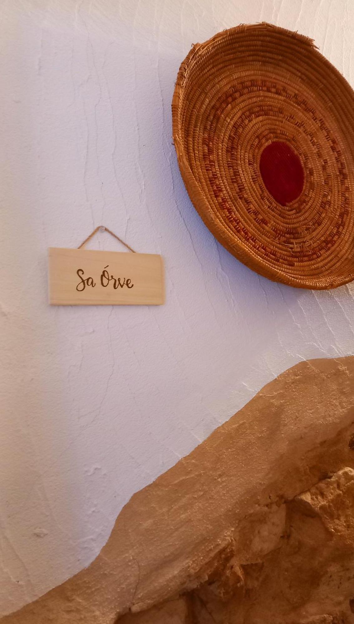 פוני "B&B Santu Giuvanni" מראה חיצוני תמונה